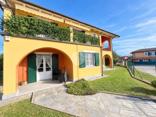 appartamento in vendita a Candelo in zona San Giacomo