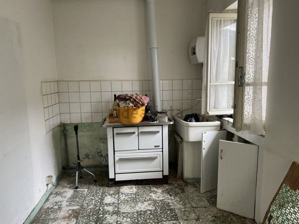casa indipendente in vendita a Caprile