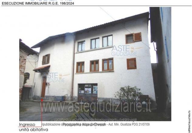 terreno edificabile in vendita a Caprile