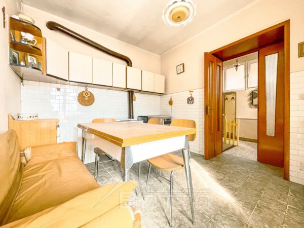 casa indipendente in vendita a Caprile