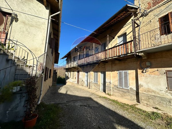 appartamento in vendita a Casapinta
