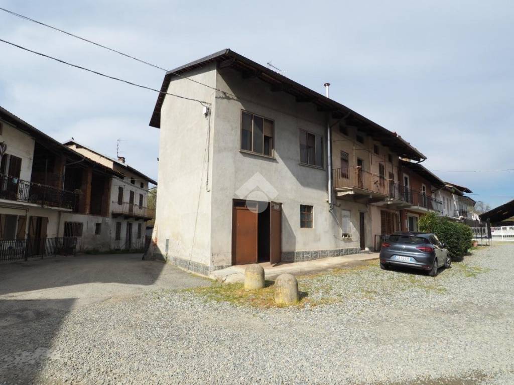 casa indipendente in vendita a Castelletto Cervo