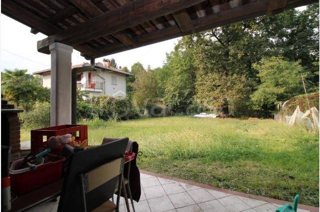 casa indipendente in vendita a Castelletto Cervo