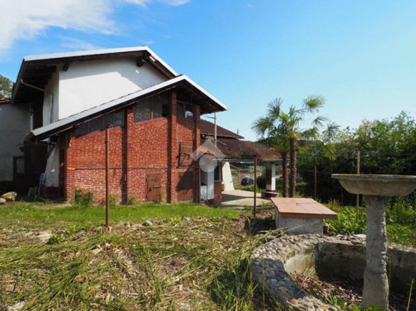 casa indipendente in vendita a Castelletto Cervo