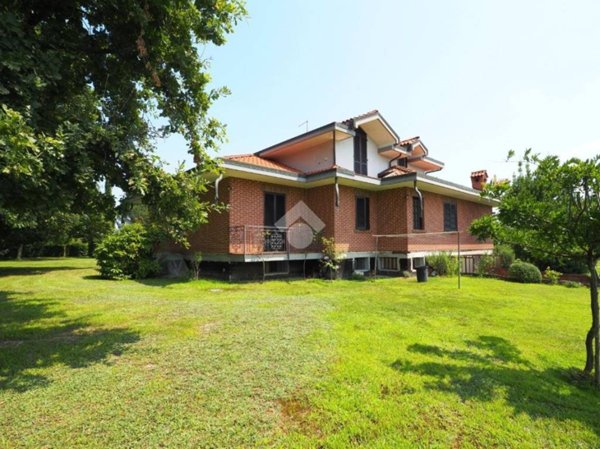 casa indipendente in vendita a Castelletto Cervo