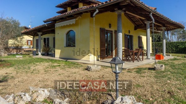 casa indipendente in vendita a Castelletto Cervo