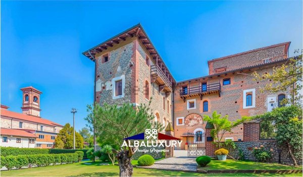 casale in vendita a Castelletto Cervo