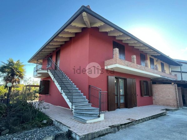 casa indipendente in vendita a Castelletto Cervo