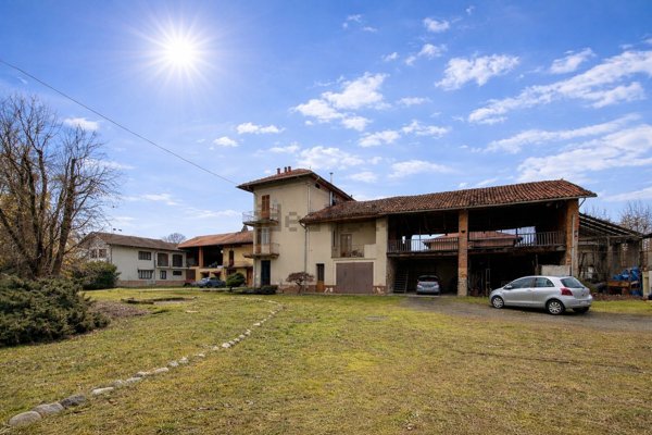 casa indipendente in vendita a Castelletto Cervo
