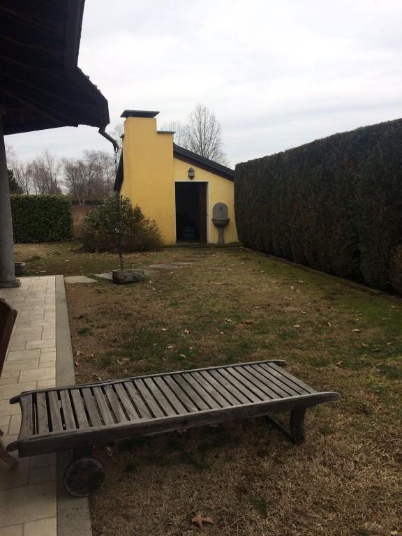 casa indipendente in vendita a Castelletto Cervo