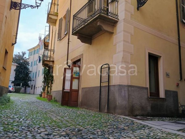 locale commerciale in vendita ad Acqui Terme