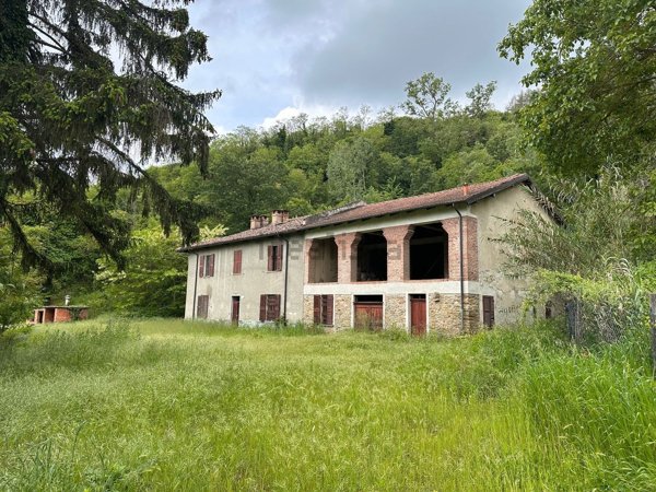 casale in vendita ad Acqui Terme
