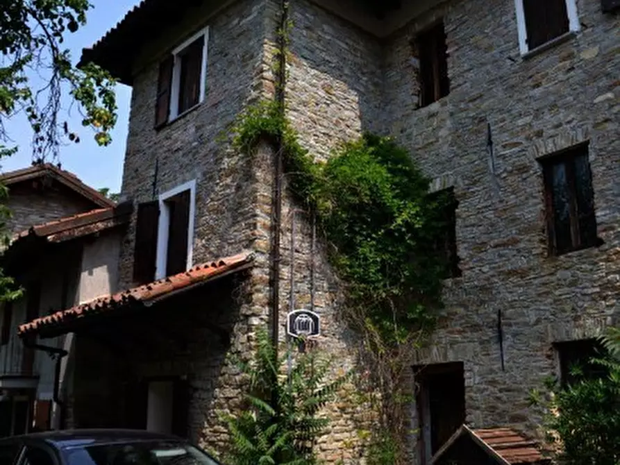 casa indipendente in vendita ad Acqui Terme