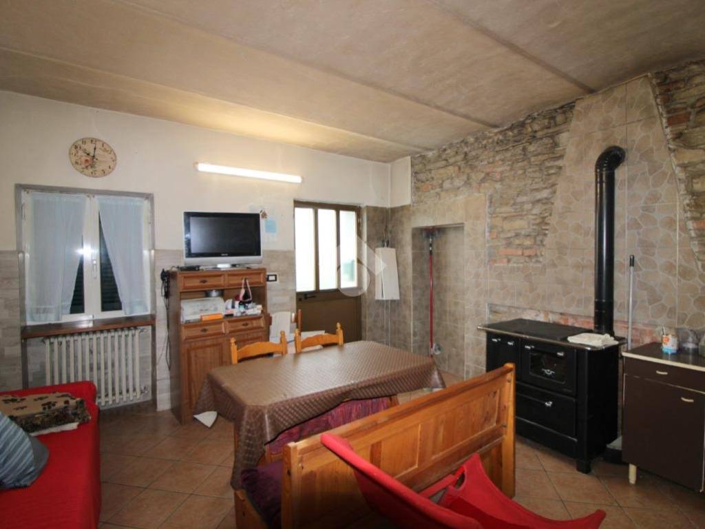 casa semindipendente in vendita ad Acqui Terme