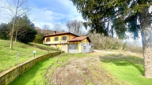 casa indipendente in vendita ad Acqui Terme