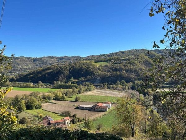 casa indipendente in vendita ad Acqui Terme