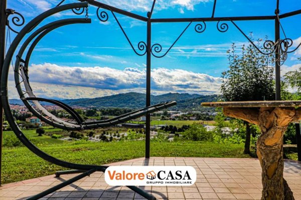 casa indipendente in vendita ad Acqui Terme