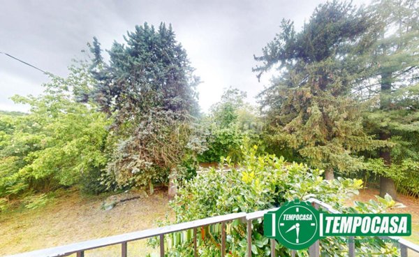casa indipendente in vendita ad Acqui Terme in zona Moirano