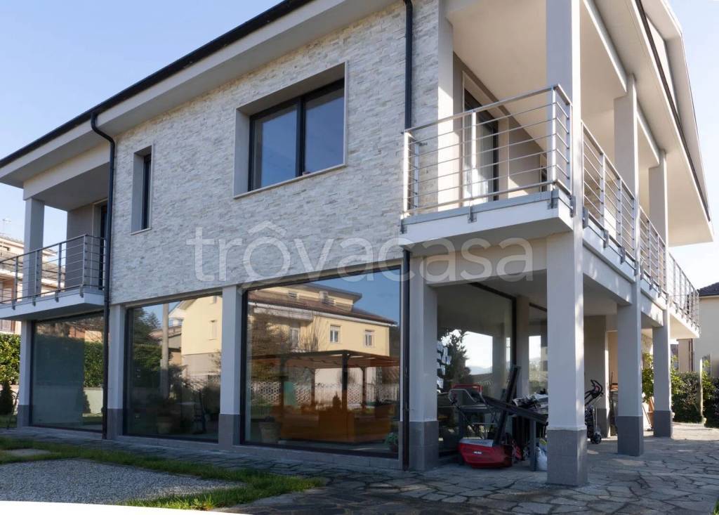 casa indipendente in vendita ad Acqui Terme