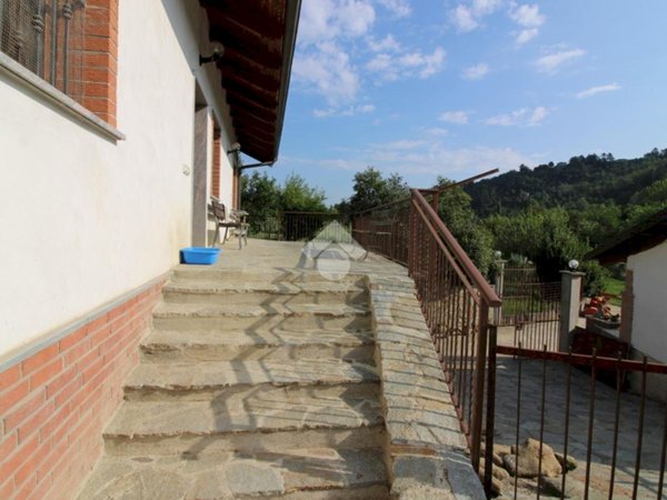 casa indipendente in vendita ad Acqui Terme
