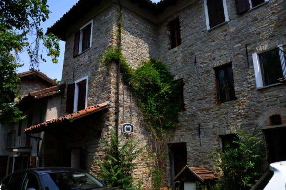 locale di sgombero in vendita ad Acqui Terme