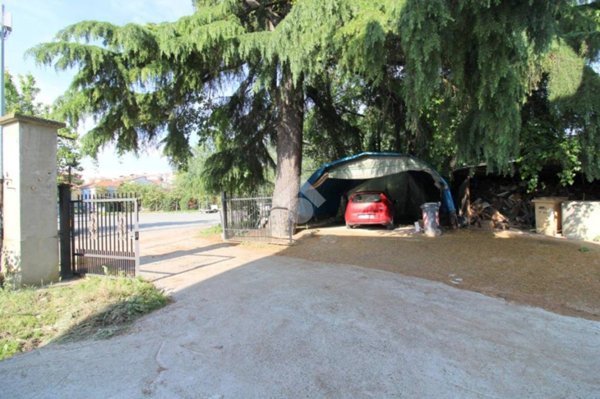 casa indipendente in vendita ad Acqui Terme