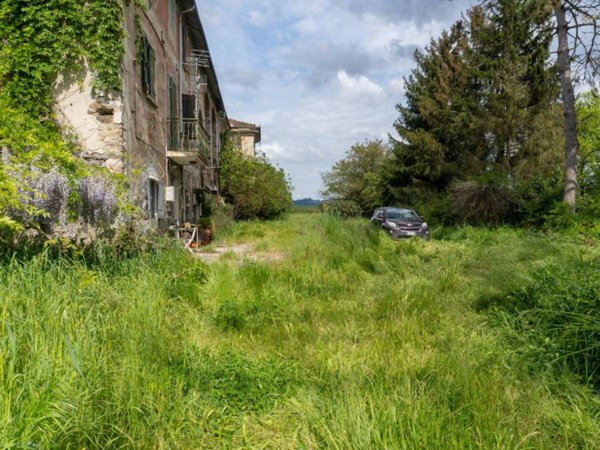 casa indipendente in vendita ad Acqui Terme