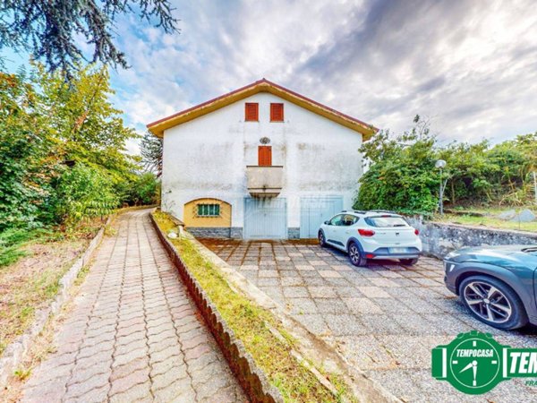 casa indipendente in vendita ad Acqui Terme