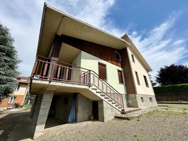 casa indipendente in vendita ad Acqui Terme