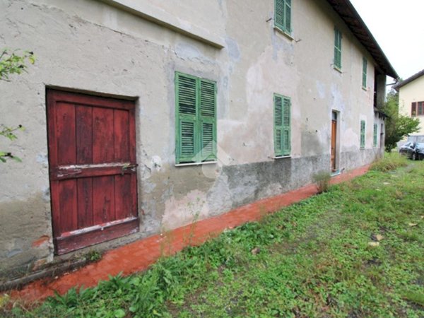 casa indipendente in vendita ad Acqui Terme