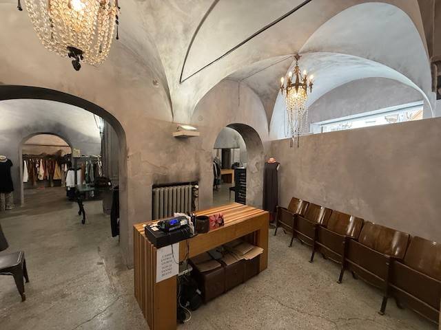 negozio in vendita ad Acqui Terme