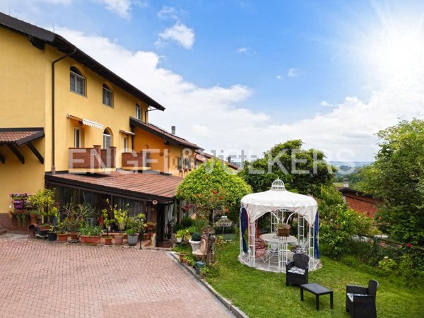 casa indipendente in vendita ad Acqui Terme in zona Moirano