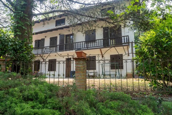 casa indipendente in vendita ad Acqui Terme