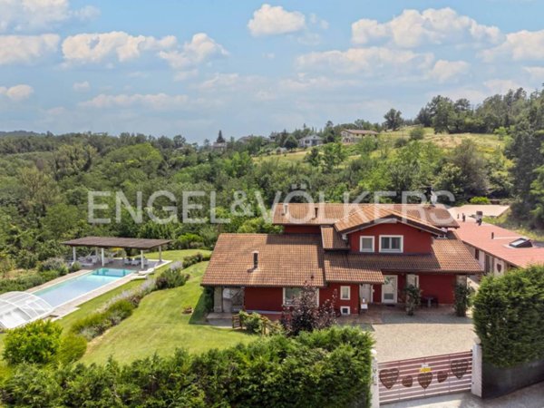 casa indipendente in vendita ad Acqui Terme