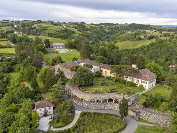 casa indipendente in vendita ad Acqui Terme