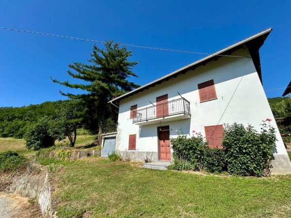 casa indipendente in vendita ad Acqui Terme