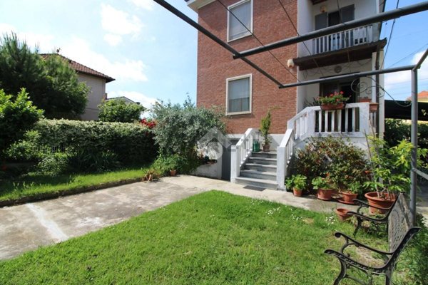 casa indipendente in vendita ad Acqui Terme