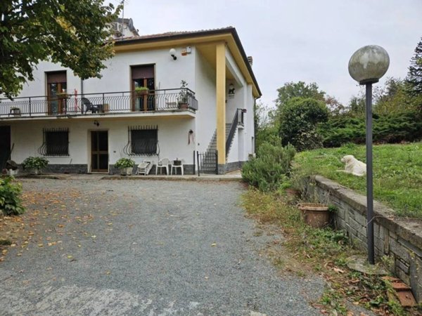casa indipendente in vendita ad Acqui Terme