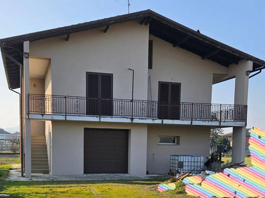 casa indipendente in vendita ad Acqui Terme