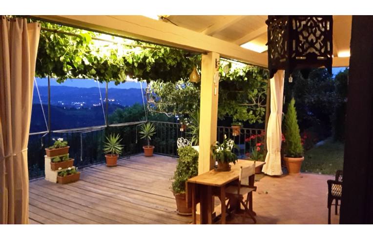 casa indipendente in vendita ad Acqui Terme in zona Lussito
