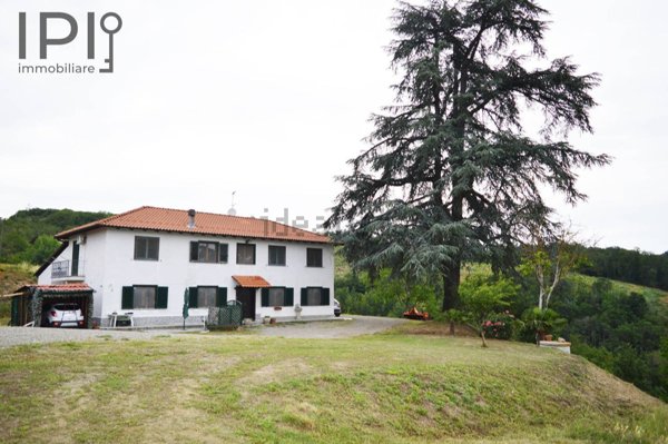casa indipendente in vendita ad Acqui Terme