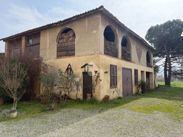casa indipendente in vendita ad Acqui Terme