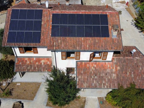 casa indipendente in vendita ad Acqui Terme