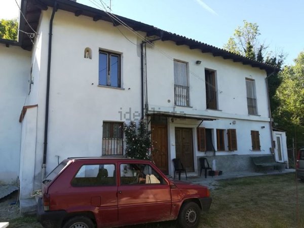 casa indipendente in vendita ad Acqui Terme