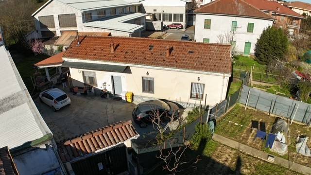 casa indipendente in vendita ad Acqui Terme