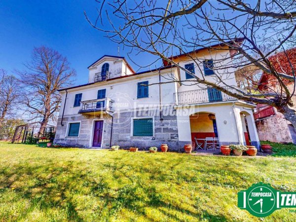 casa indipendente in vendita ad Acqui Terme