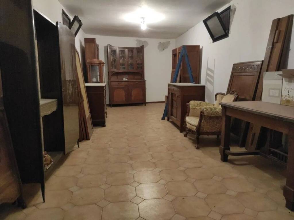 negozio in vendita ad Acqui Terme