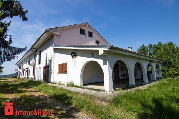 locale di sgombero in vendita ad Acqui Terme