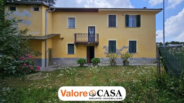 casa indipendente in vendita ad Acqui Terme