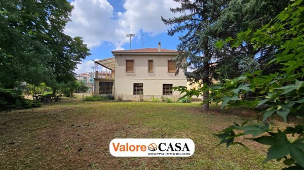 casa indipendente in vendita ad Acqui Terme